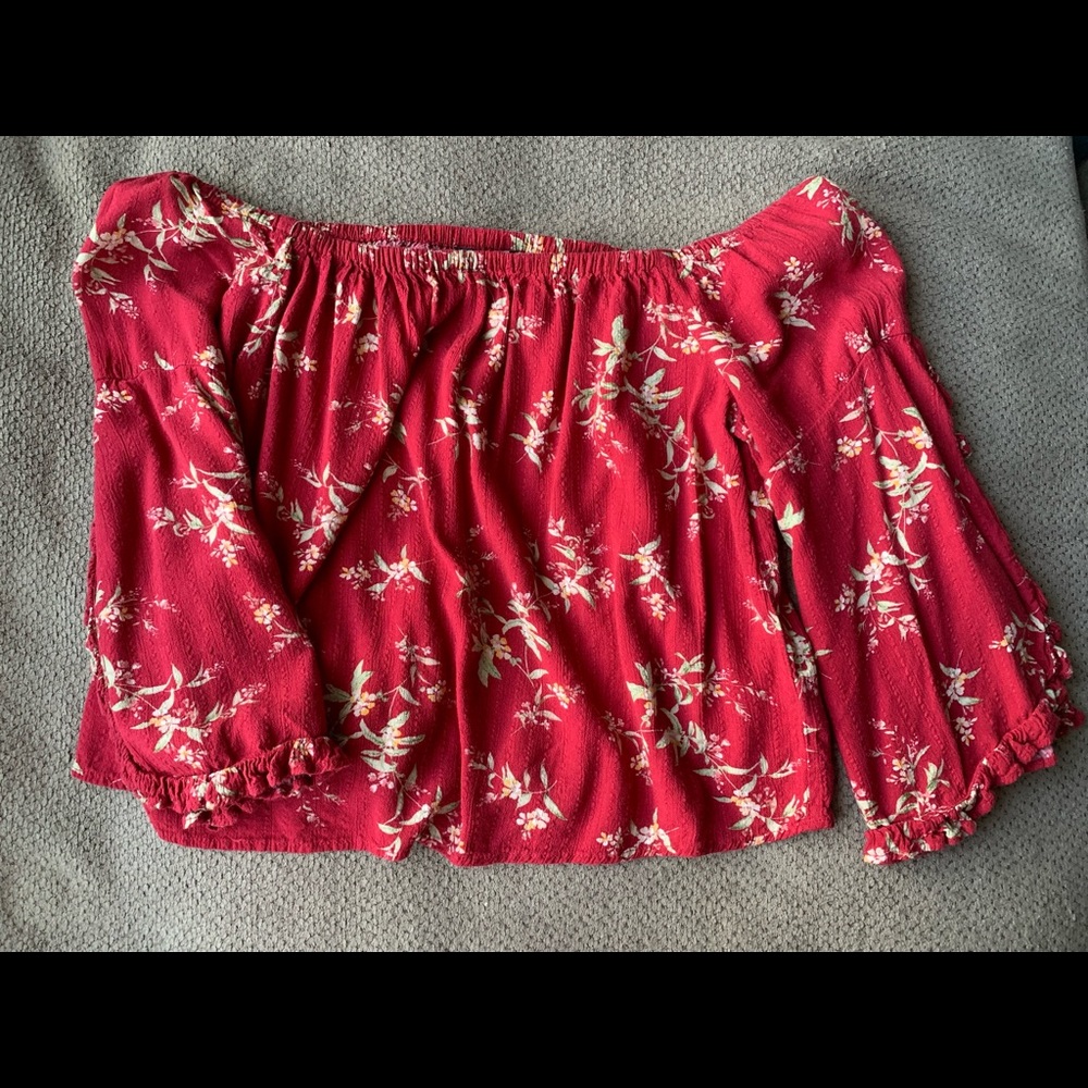 Off the shoulder AE top